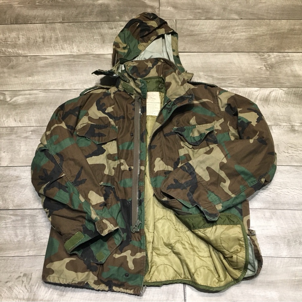 Vtg Cold Weather US Army Parka Jacket Centre Manufacturing Co Field Camo Medium